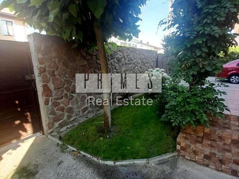 будинок за адресою Абрикосова вул.