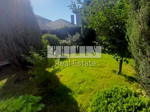 будинок за адресою Абрикосова вул.