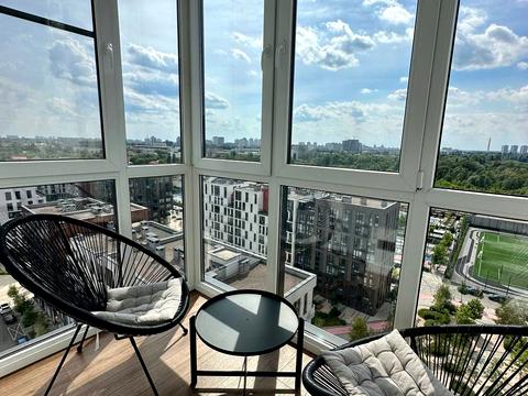 квартира за адресою Салютна вул., (Будинок 02301-02303)