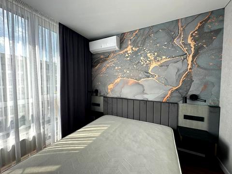 квартира за адресою Салютна вул., (Будинок 02301-02303)