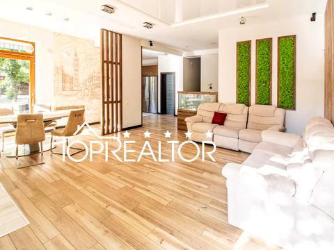 будинок за адресою с-ще. Лісне, Ценральна