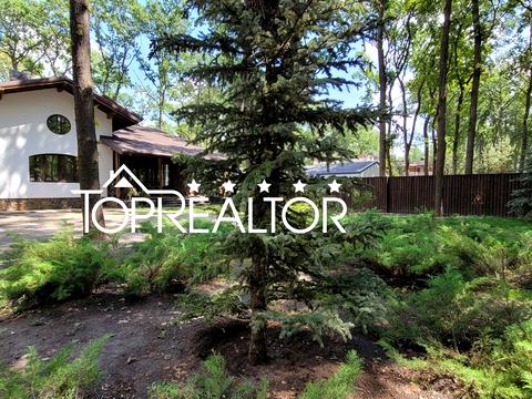 будинок за адресою 1-й Лісопарківський пров.