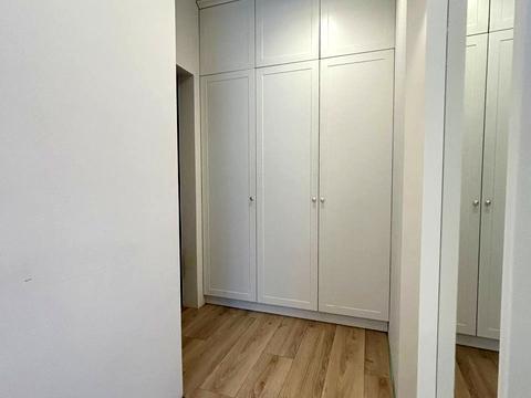 квартира по адресу Салютная ул., (Будинок 02301-02303)