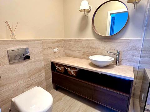 квартира по адресу Салютная ул., (Будинок 02301-02303)