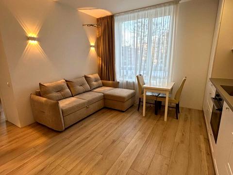 квартира по адресу Салютная ул., (Будинок 02301-02303)