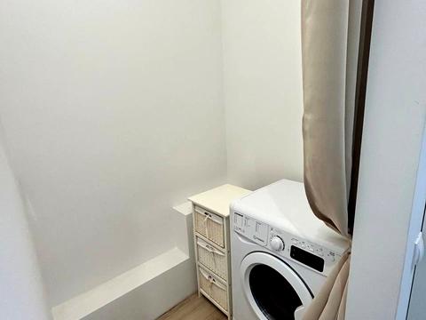 квартира по адресу Салютная ул., (Будинок 02301-02303)