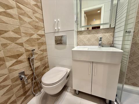 квартира за адресою Богдана Хмельницького вул., 1