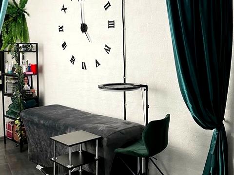 комерційна за адресою Сагайдачного вул., 16