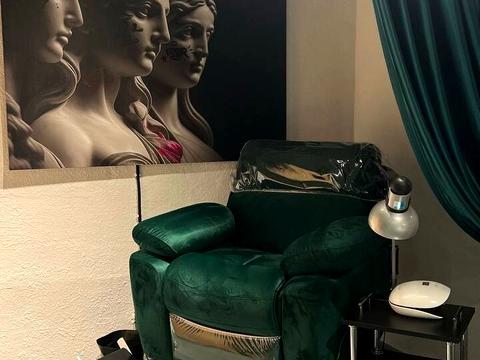 комерційна за адресою Сагайдачного вул., 16