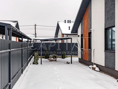 будинок за адресою с. Крюківщина, Приозерна вул., 81