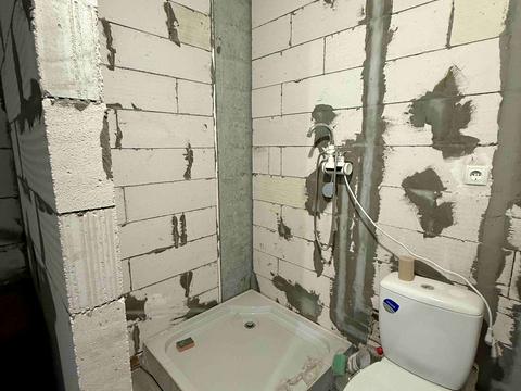 комерційна за адресою Владислава Бувалкіна вул., 60-А