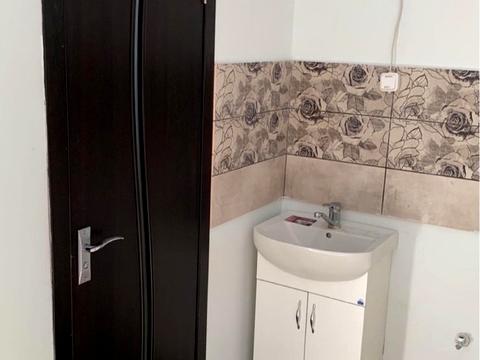 комерційна за адресою Бочарова