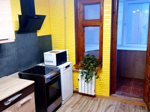 квартира за адресою Князя Володимира Великого просп., 137