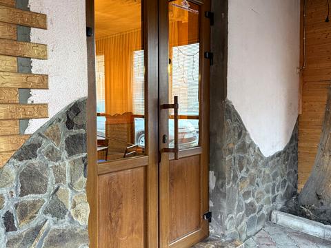 комерційна за адресою Шевченка вул., 80