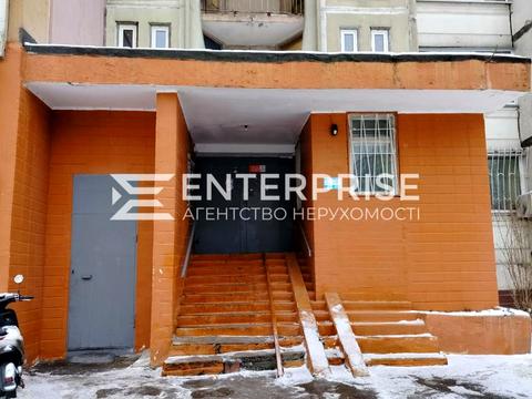 квартира за адресою Рональда Рейгана вул., 9-Г