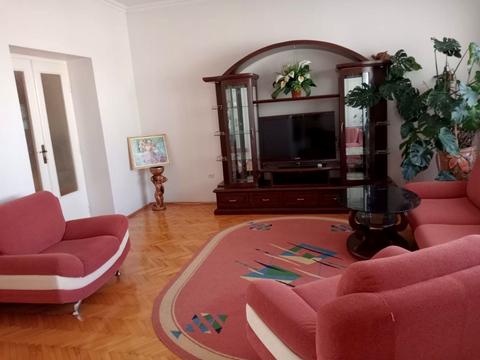 квартира за адресою Олександра Духновича пл., 5