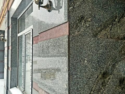 комерційна за адресою Дегтярна вул., 20-Б