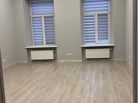 комерційна за адресою Грецька вул., 52