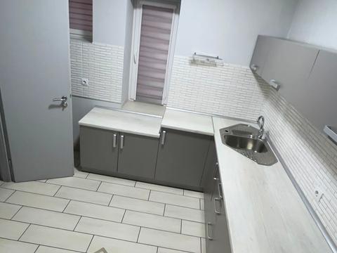 комерційна за адресою Грецька вул., 52