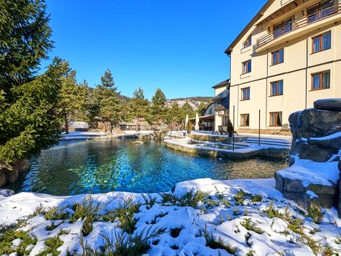 коммерческая по адресу Грушевского ул., 2А