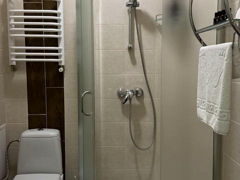 коммерческая по адресу Грушевского ул., 2А