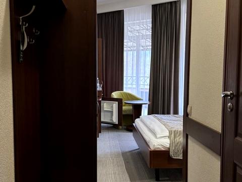 коммерческая по адресу Грушевского ул., 2А