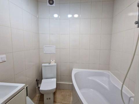 квартира за адресою Василя Вишиваного вул., 42-А