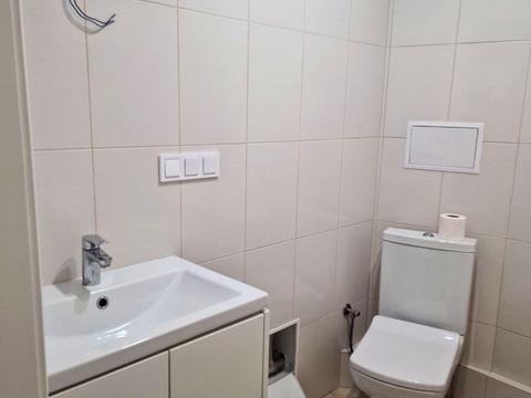 квартира за адресою Василя Вишиваного вул., 42-А