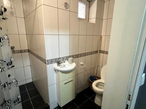 квартира за адресою Вишнева вул., 16