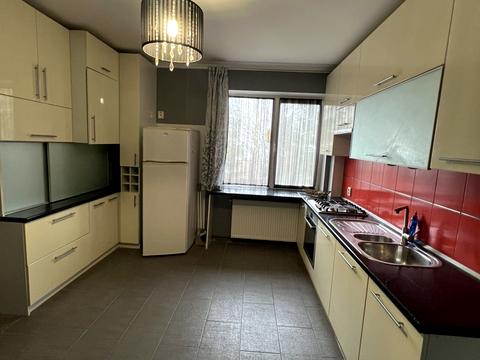 квартира за адресою Вишнева вул., 16