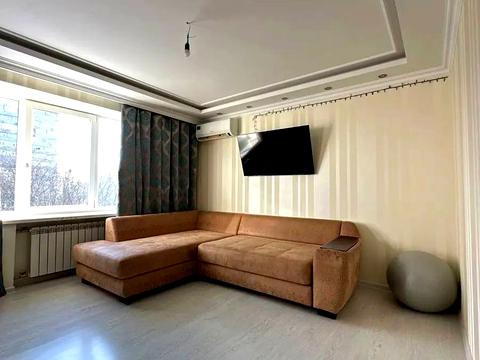 квартира за адресою Платонова бульв. (Королеви Анни), 26