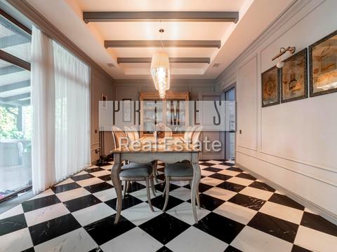 будинок за адресою Лісова вул.