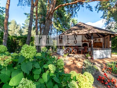 будинок за адресою Лісова вул.