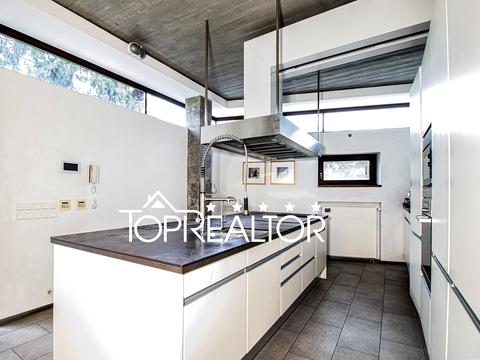 дом по адресу Белой Акации ул., 20