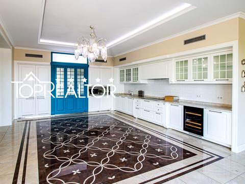 будинок за адресою Київська