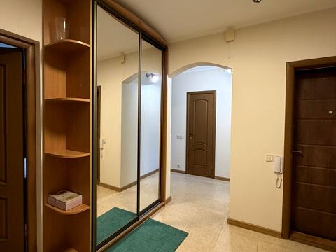 квартира за адресою Василя Порика просп., 11-Б