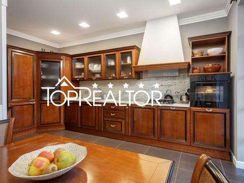 дом по адресу Юрия Шевелёва ул. (Красного Летчика)