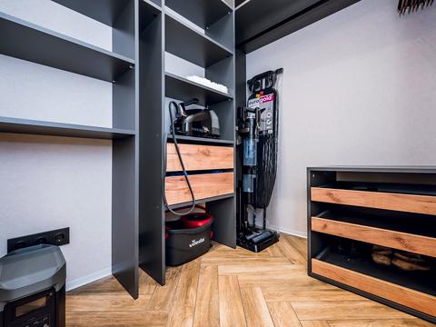 квартира за адресою Олександра Олеся вул., 17