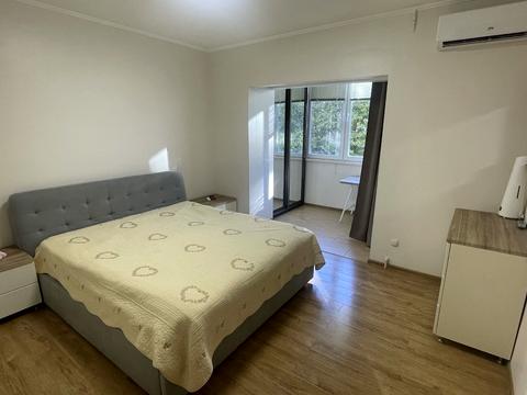 квартира за адресою Вайсера вул., 4/2