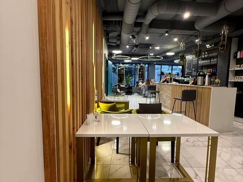 комерційна за адресою Гоголівська вул., 37/2