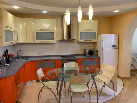 квартира за адресою Срібнокільська вул., 22