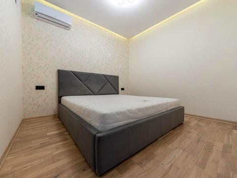 квартира за адресою Воскресенська вул., 18