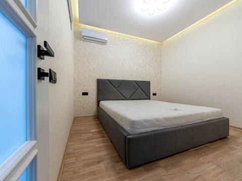 квартира за адресою Воскресенська вул., 18