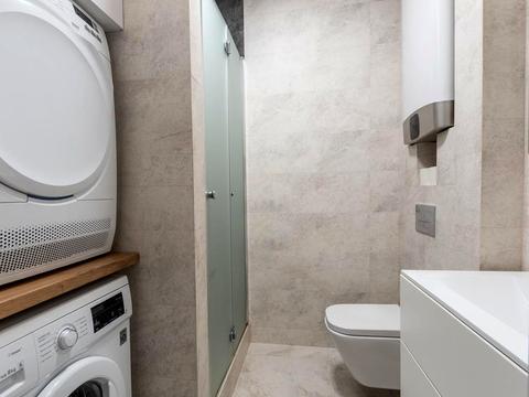 квартира за адресою Воскресенська вул., 18