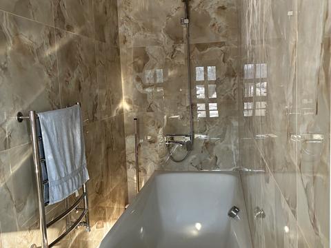 комерційна за адресою пушкіна, 1