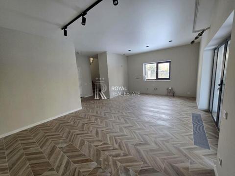 будинок за адресою Веселкова