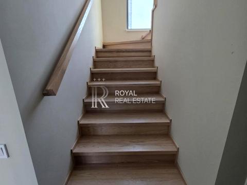 будинок за адресою Веселкова