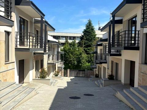 дом по адресу Высокая ул.