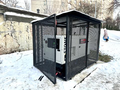 комерційна за адресою Науки просп., 21
