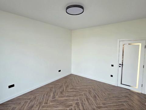 квартира за адресою міжнародна